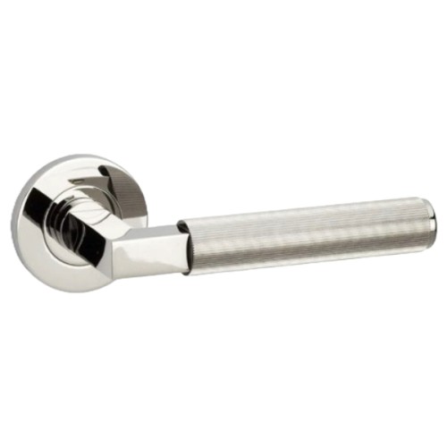 HURRICANE LINEAR LEVER HANDLE ON ROUND ROSE